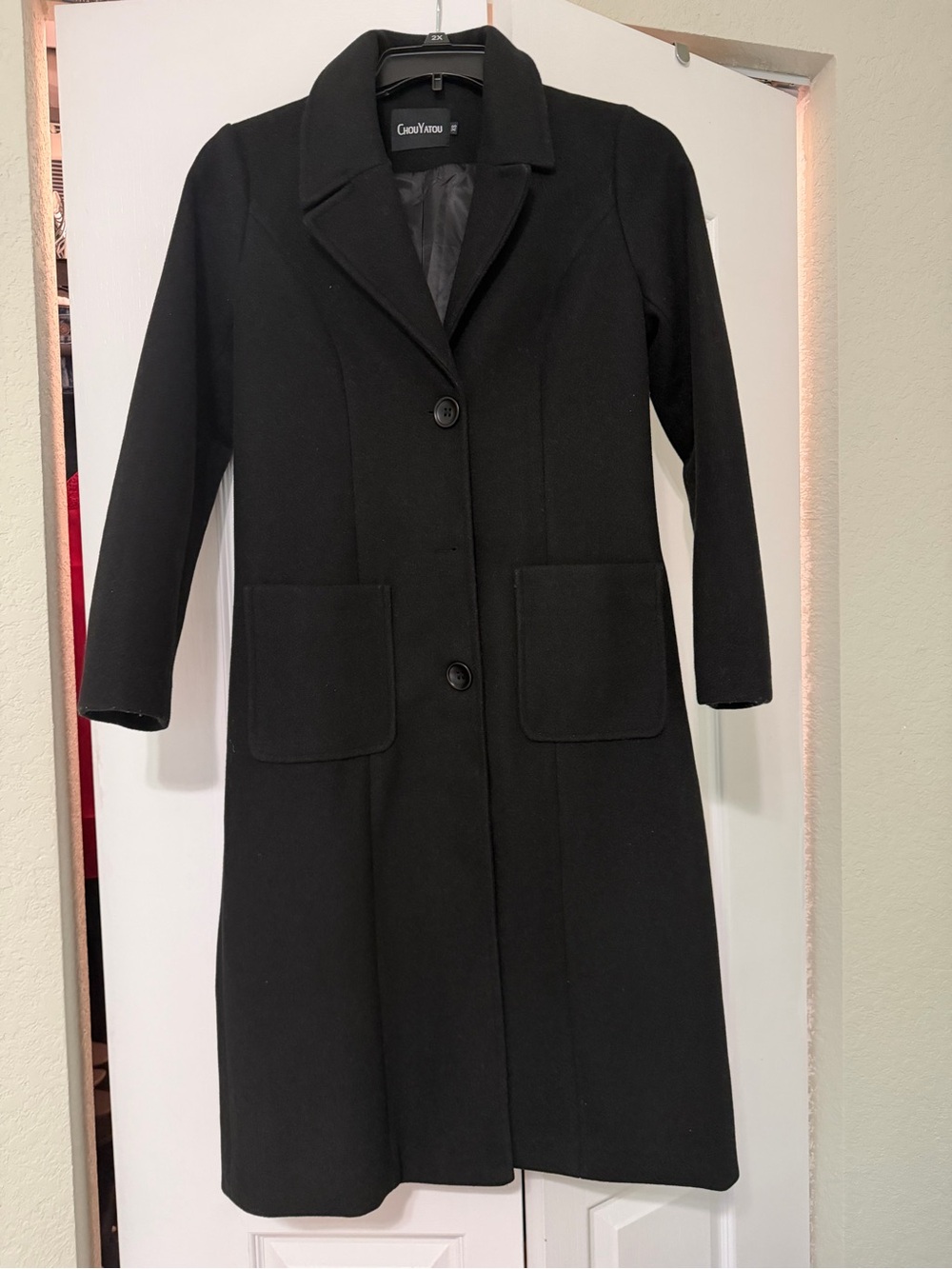Chouyatou - Black Long Coat
